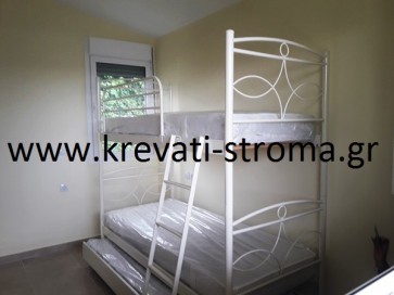 Κουκέτα σίδερο-μέταλλο για τρία άτομα με συρταρωτό-συρόμενο κρεβάτι