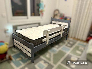 Κρεβάτι μονό ξύλινο μασίφ γκρι μπλε με προστατευτικό κάγκελο Κρεβάτι μονό ξύλινο μασίφ γκρι μπλε με προστατευτικό κάγκελο