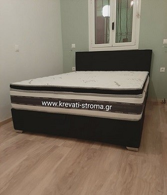 Κρεβάτι σε διπλή διάσταση ντυμένο με ύφασμα τύπου βελούδο με μηχανισμό ανύψωσης και αποθηκευτικό χώρο 