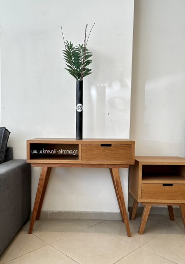 Τουαλέτα ετοιμοπαράδοτη από ακατέργαστο φυσικό δρυς με δύο ψηλά πόδια , συρτάρι ,ράφι 