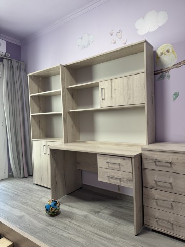 Γραφείο βιβλιοθήκη παιδική σε ειδικές διαστάσεις,χρώματα,σχέδιο ανάλογα με τις ανάγκες σας